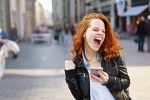 Julia nutzt digitale Tools für den Überblick